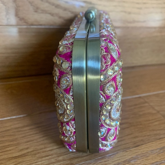 Purse/Clutch - Picture 4 of 9